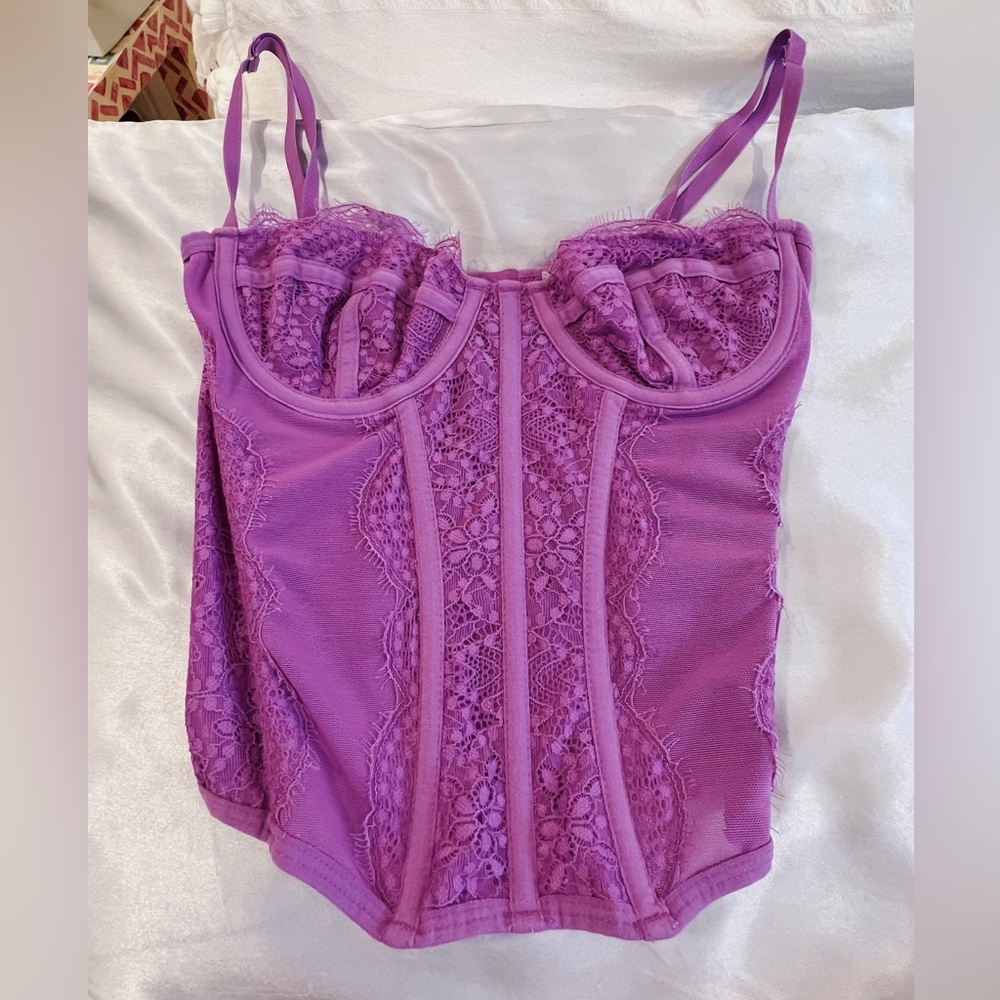 Urban corset